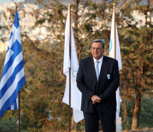 Ευχαριστήρια επιστολή της ΕΛΟΠ στον Ισίδωρο Κούβελο για τον Αζαμάτ Χοσόνοβ